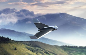 選擇無人機培訓(xùn)學(xué)校時要看哪幾個方面？